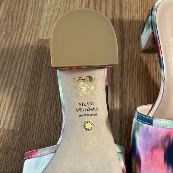 Stuart Weitzman Block Sandal - Picture 3 of 4